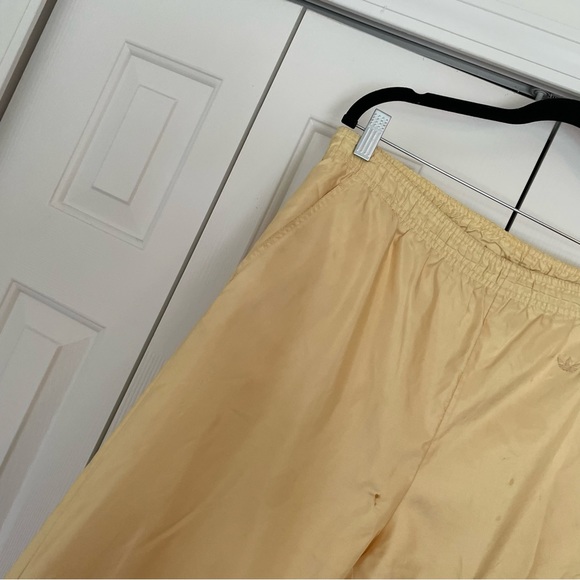 Vtg Y2K Adidas Gold Satin Track Pants Joggers Sz Medium Ankle Zip - Picture 3 of 15